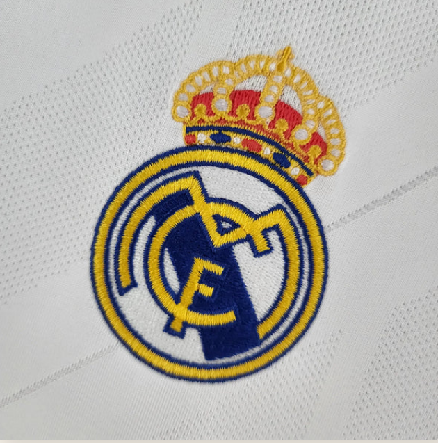 قميص ريال مدريد الأساسي 17/18 ريترو