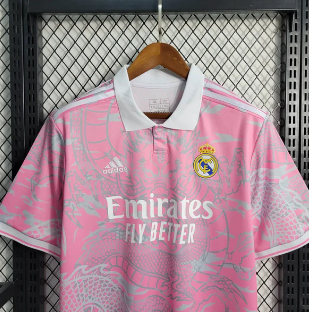 قميص ريال مدريد التنين الوردي (إصدار خاص)
