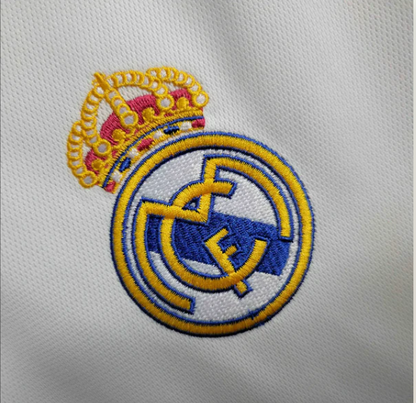 قميص ريال مدريد 23-24 على ملعبه - نسخة المشجعين 