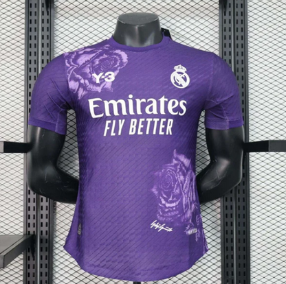 نسخة لاعب ريال مدريد Y-3 الخاصة 2024/2025