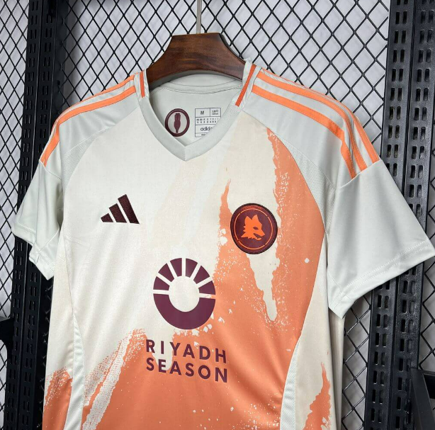 Roma-Auswärtstrikot 2024/2025, Fanversion