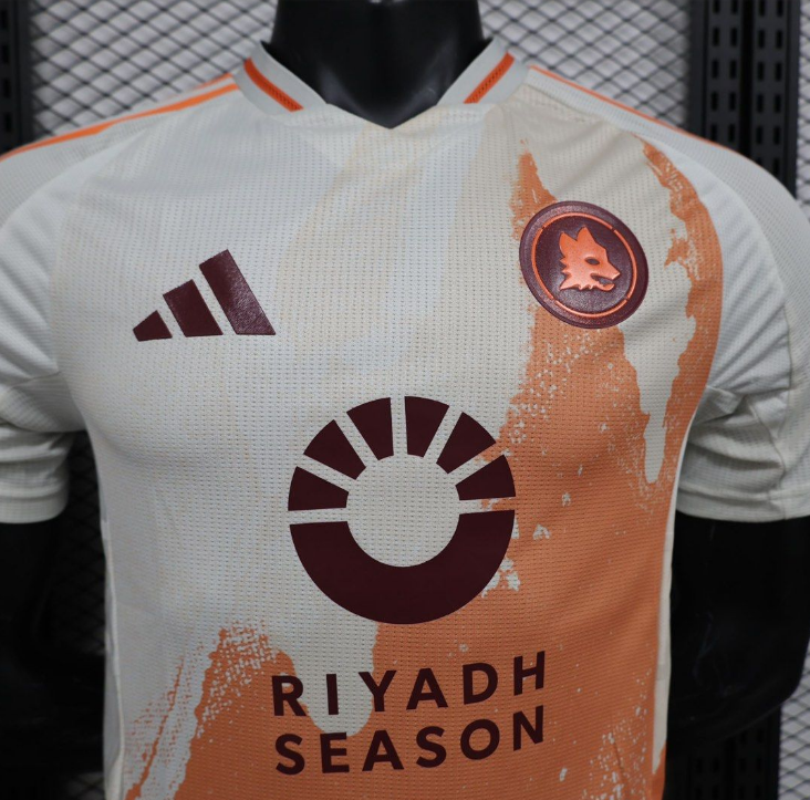 طقم روما الاحتياطي للاعبي موسم 2024/2025