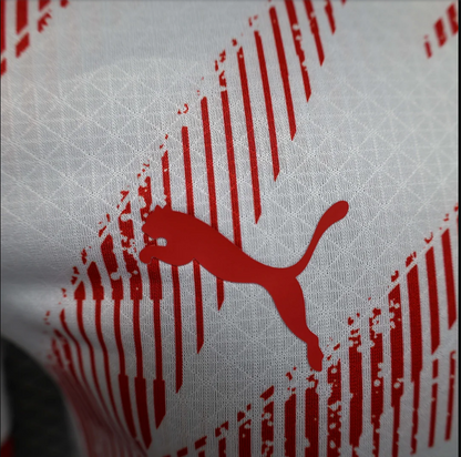 طقم RB Leipzig Home 24/25 Home - إصدار اللاعب